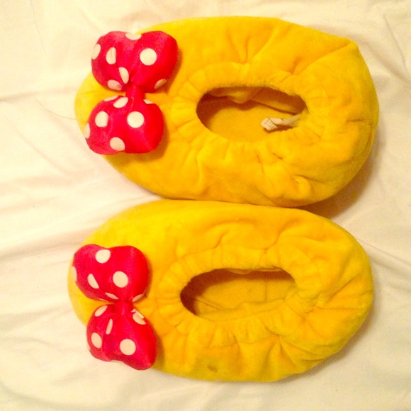 Authentic minnie mouse slippers!