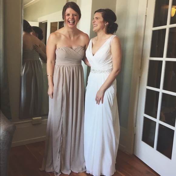 Lulus Dresses & Skirts - Lulus Strapless Taupe Dress