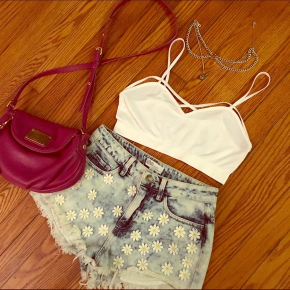 HW Daisy shorts