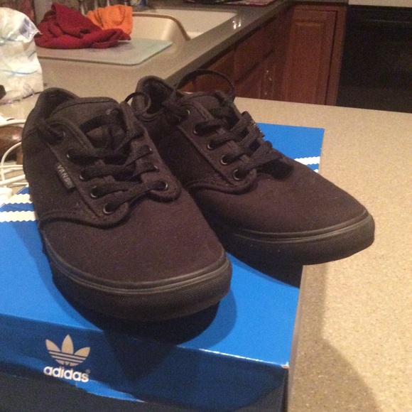 Black vans