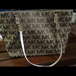 Michael Kors tote