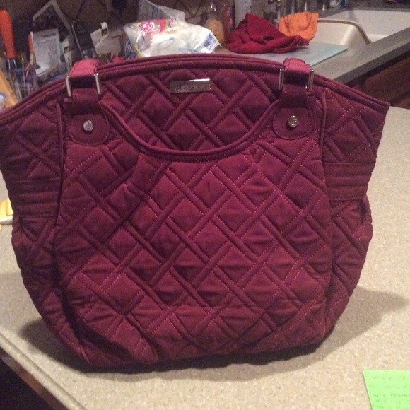 Authentic Vera Bradley hand bag gently used