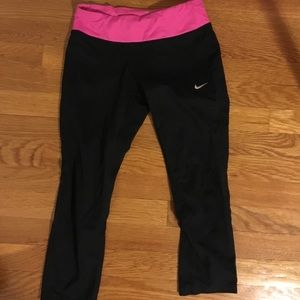 Cute Nike Dri-Fit leggings