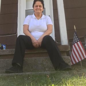 Meet your Posher, Gloria