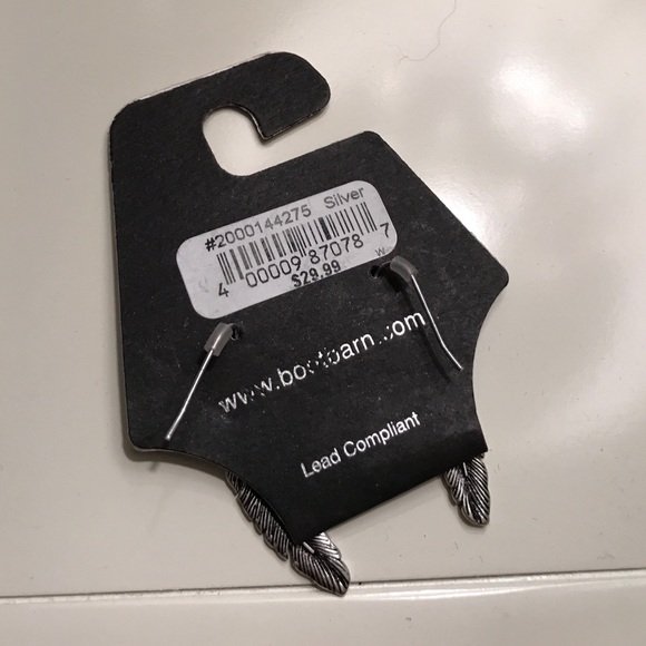 Silver feather earrings - Picture 2 of 2