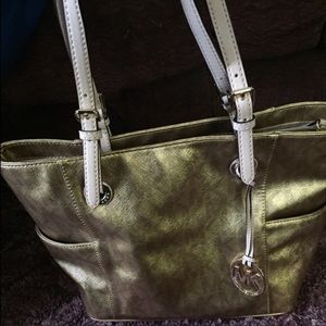 Michael Kors tote