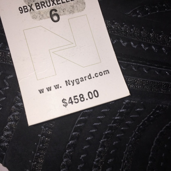 Crop leather jacket - Picture 3 of 4