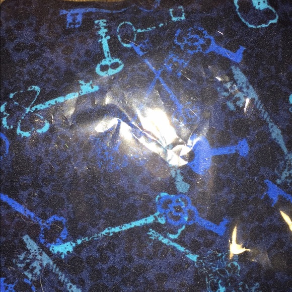 OS Blue Key Leggings!