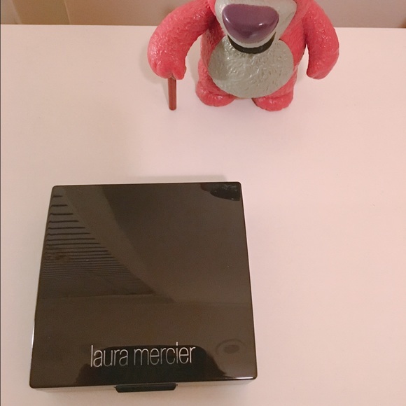 Laura mercier Invisible pressed setting powder