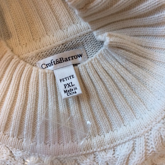 NEW Croft&Barrow white sweater - Picture 4 of 4