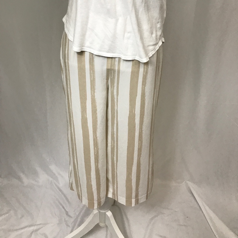 Chicos (sm/med/6) summer wide leg flowing capris