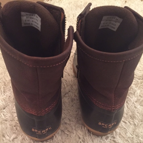 Sperry boots - Picture 3 of 4