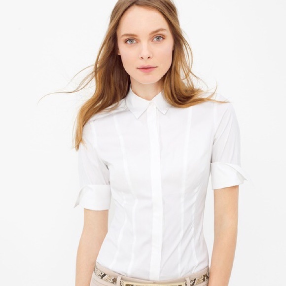 WHITE HOUSE | BLACK MARKET white button down • 10✨