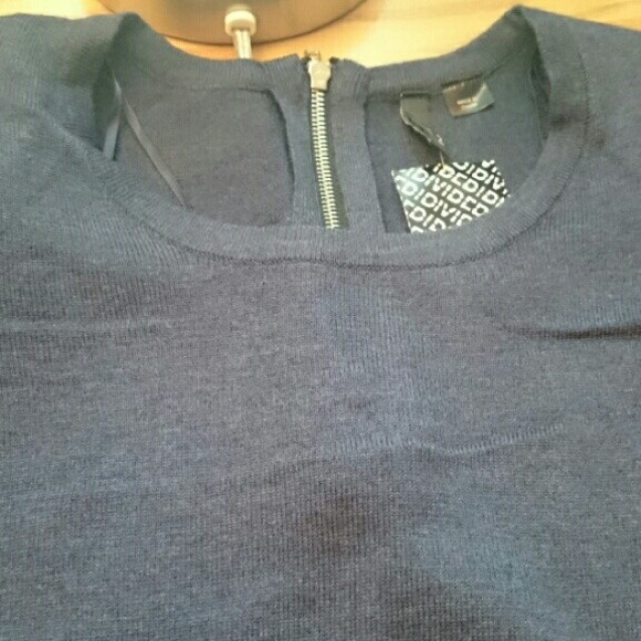 H&M Shoulder Pad Sweater Dress - Picture 2 of 4