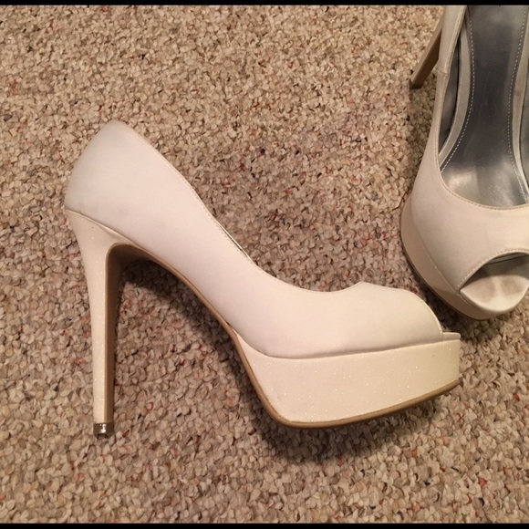 Peep toe heels