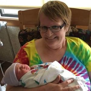 Meet your Posher, Connie