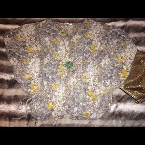 Boho chic floral poncho style blouse • M ✨