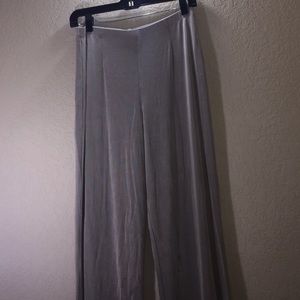 Chico's Travelers Beige no iron pants