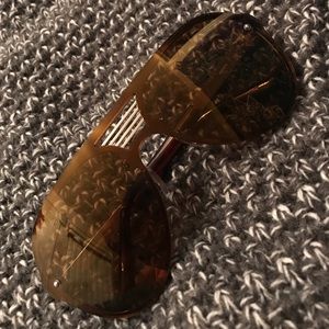Brown sunglasses