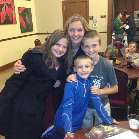 Meet your Posher, Mary Ann - Picture 2 of 5