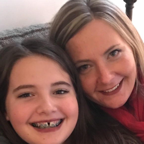 Meet your Posher, Mary Ann - Picture 3 of 5