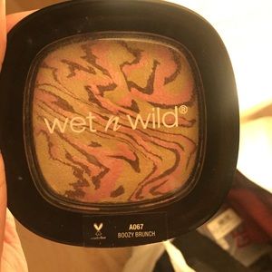 Wet n Wild boozy brunch Highlighter