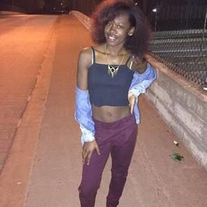 Meet your Posher, Tnia