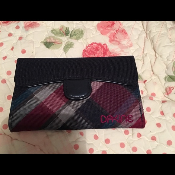 Da Kine 2 fold wallet BNWOT