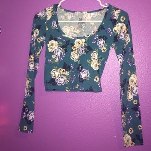 Cropped floral Nollie long sleeve