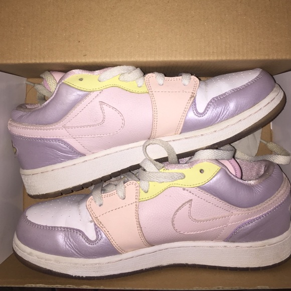 Air Jordan Retro 1s Girls Aluminum Pink/Lemon-Doll