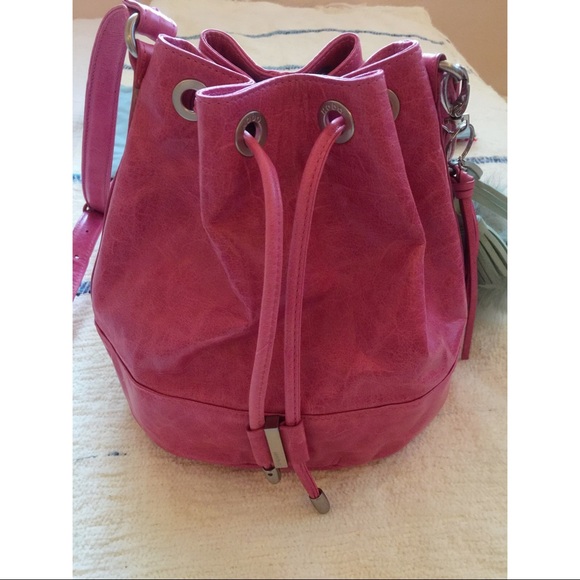 HOBO Pink Leather Bucket Bag - Picture 4 of 7