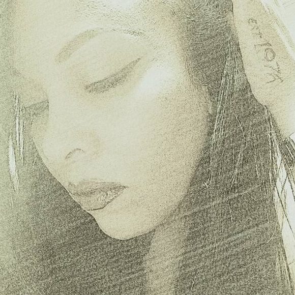 Meet your Posher, Lorena