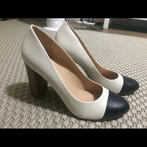 Banana Republic Fabulous Pumps