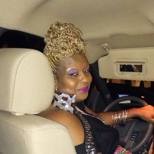 Meet your Posher, Oletha