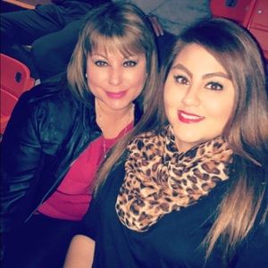 Meet your Posher, Lupe