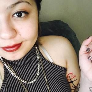 Meet your Posher, Lina