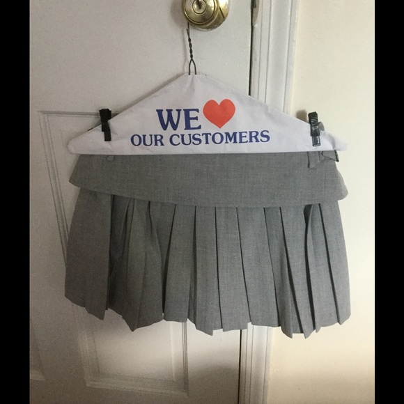 Zara pleated mini skirt . XS