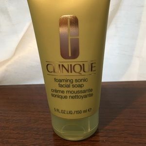 Clinique foaming sonic facial soap