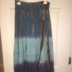 Tie dye flowy skirt