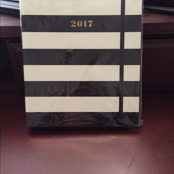 Sold sold Kate spade NWT 2017 large agenda