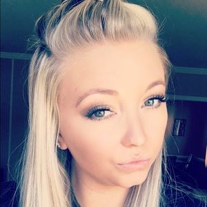 Meet your Posher, Stefanie