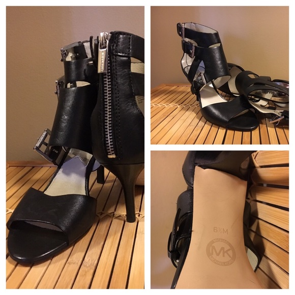 Michael Kors 2 1/2" heel shoe