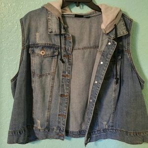 Sleeveless jean jacket