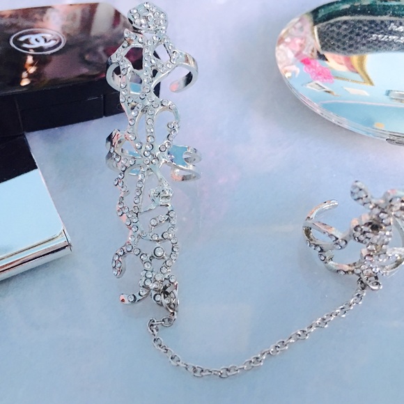 Multiple Finger Stacked Knuckle Crystal Ring ⚜️