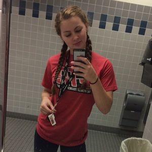 Meet your Posher, Julia