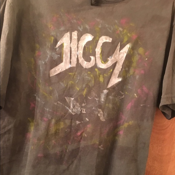 Custom Design t-shirts