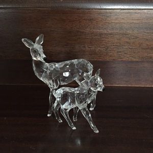 LT. Ed Swarovski Crystal Mother Doe & Baby Fawn
