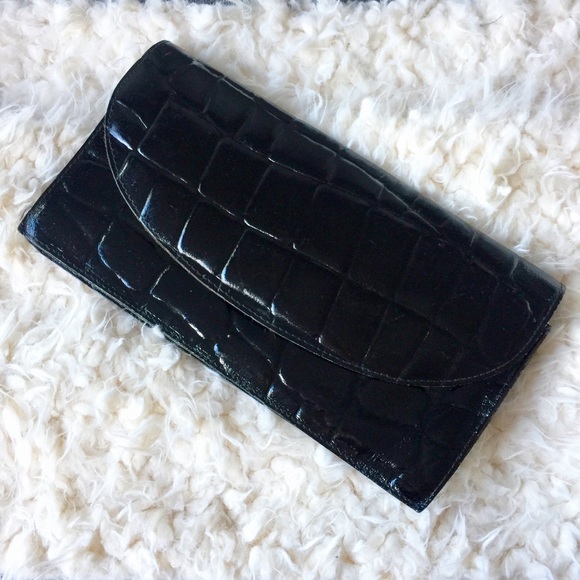 Amelia Berko Handbags - Amelia Berko Vintage Croc Clutch