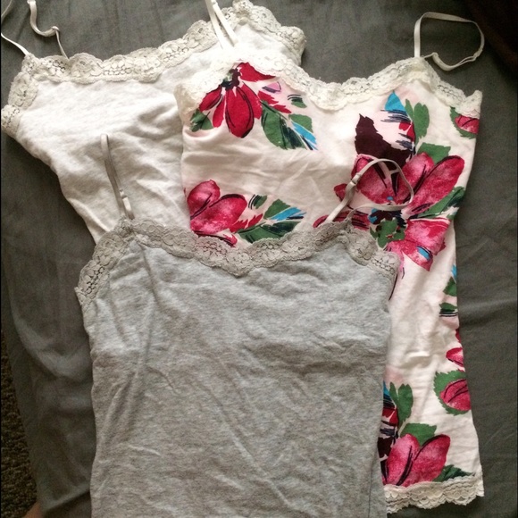 3 lace Aeropostale Camis