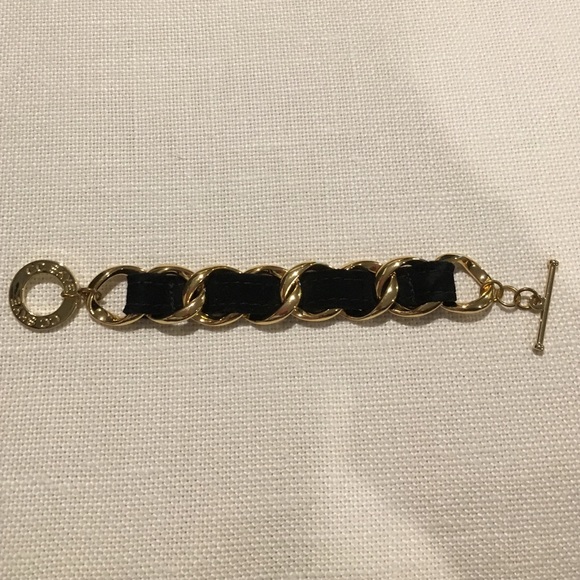 Like new CC Skye black suede toggle bracelet - Picture 1 of 4